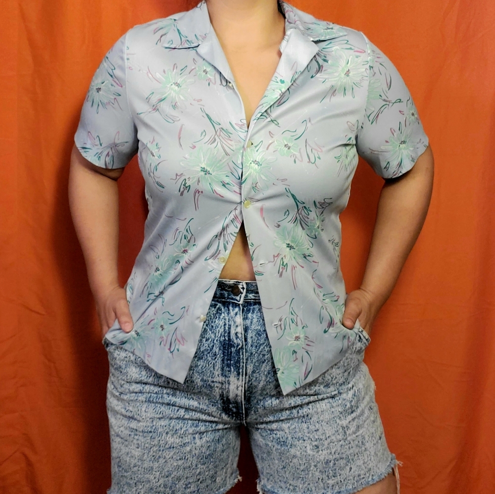 Vintage button up collar blouse